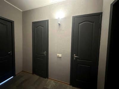 квартира по адресу Героев просп., 4