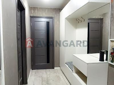 квартира за адресою Перемоги вул., 135