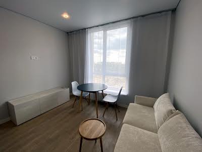 квартира за адресою Салютна вул., 2к16