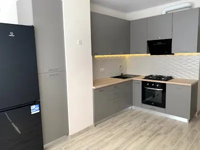квартира за адресою Практична вул., 1