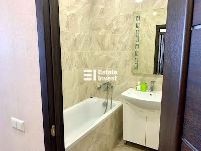 квартира за адресою Козакевича вул., 31