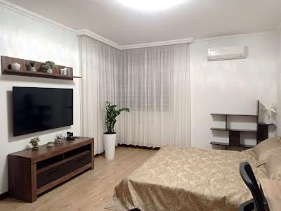 квартира за адресою Вадима Гетьмана вул., 30-Б