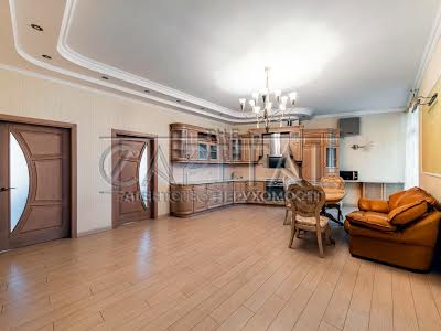 квартира по адресу Старонаводницкая ул., 6-Б