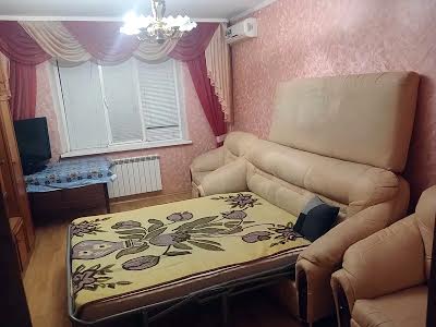 квартира за адресою Драгоманова вул., 42