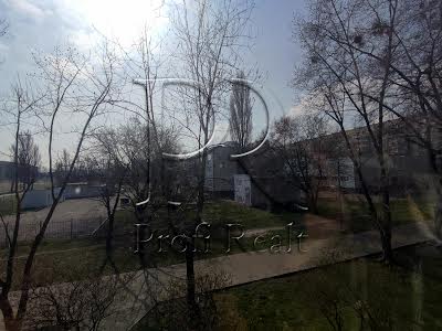 квартира за адресою Райдужна вул., 11А