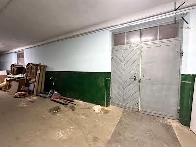 комерційна за адресою Романа Шухевича пров., 108