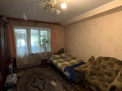 квартира по адресу Ивана Дзюбы ул. (Сімʼї Сосніних), 2-А