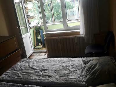 квартира за адресою Сулеймана Стальського вул., 6