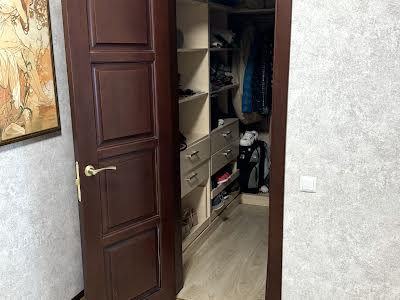 квартира за адресою Валерія Лобановського вул., 11