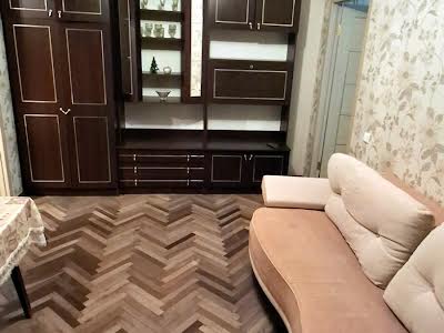 квартира за адресою Митрофана Довнар-Запольського вул., 4-А