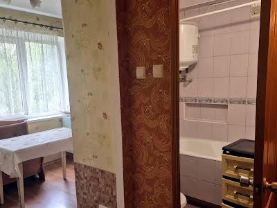 квартира за адресою Привокзальна вул., 8