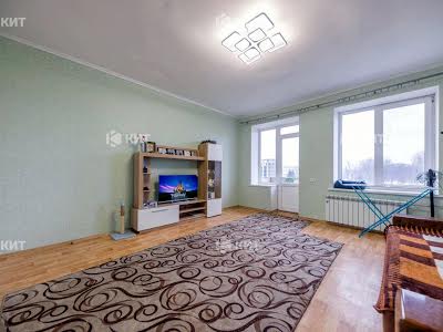 квартира по адресу Защитников Украины пл., 1