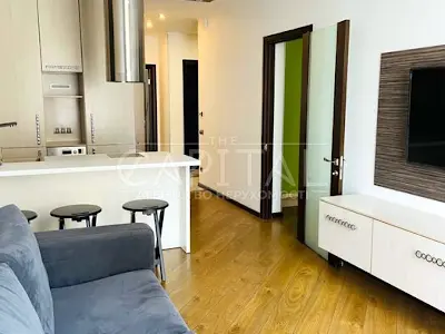 квартира за адресою Регенераторна вул., 4
