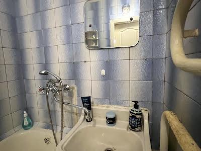 квартира за адресою Політехнічна вул., 3