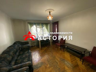 квартира за адресою Українська вул., 35