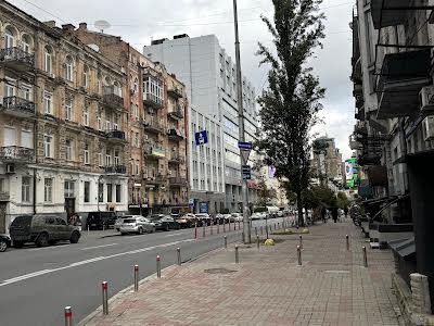 квартира по адресу Шота Руставели ул., 25