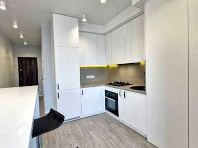 квартира за адресою Юнацька вул., 6