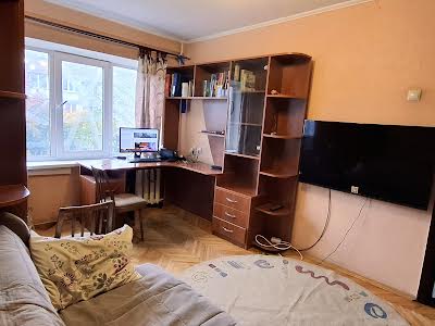 квартира за адресою Будівельників вул., 9