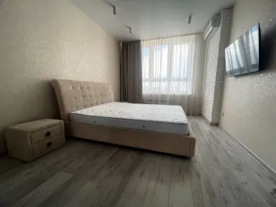 квартира по адресу Драгоманова ул., 10