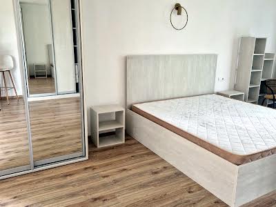 квартира за адресою Товарна вул., 11