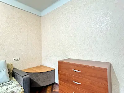 квартира за адресою Олександра Довженка вул., 12