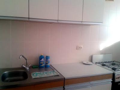 квартира по адресу Ревуцкого ул., 17-Б