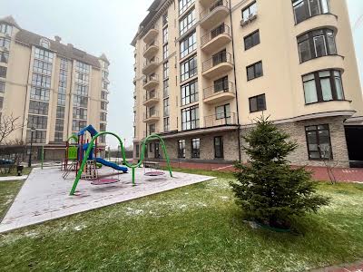 квартира за адресою  Молодіжна вул., 5б