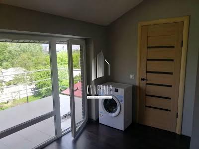 квартира за адресою Залізнична вул., 32