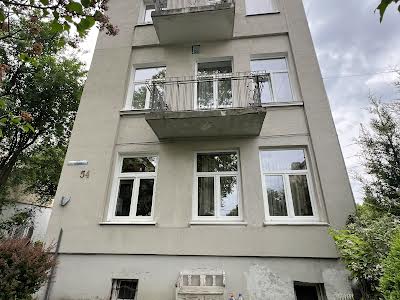 квартира за адресою Академіка Степана Рудницького вул., 34
