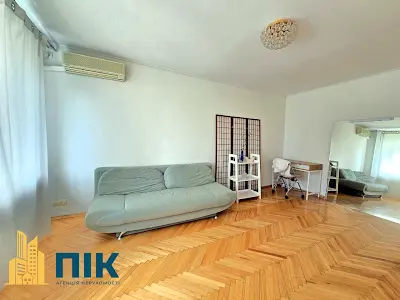 квартира за адресою Левка Лук'яненка вул. (Маршала Тимошенка), 18