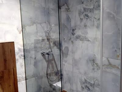 квартира за адресою Зарічна вул., 2