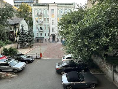 квартира за адресою Еспланадна вул., 32