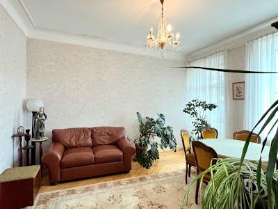 квартира за адресою Софіївська вул., 4