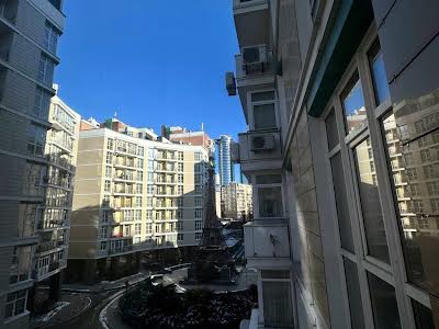 квартира за адресою Василя Тютюнника вул. (Анрі Барбюса), 53