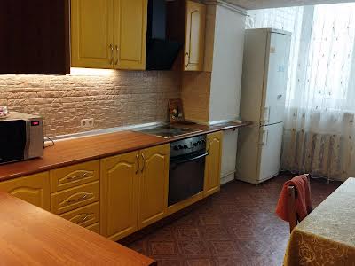 квартира за адресою Драгоманова вул., 23Б