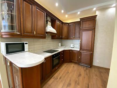 квартира за адресою Крутогірний узвіз (Рогальова), 28