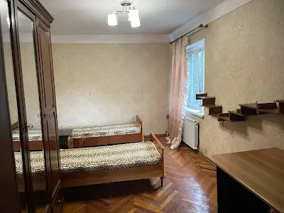 квартира за адресою Романа Ратушного вул. (Волгоградська), 13