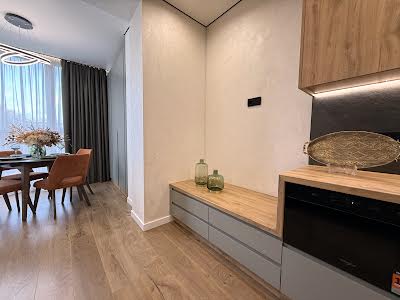 квартира за адресою Молодіжна, 8