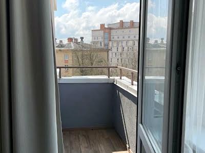 квартира за адресою Миколи Лукаша вул., 7