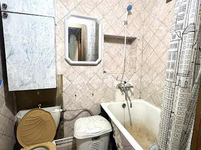 квартира за адресою Миру вул., 6