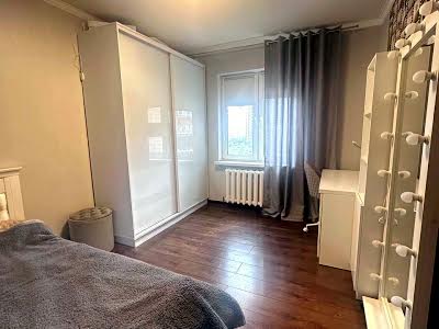 квартира за адресою Урлівська вул., 30