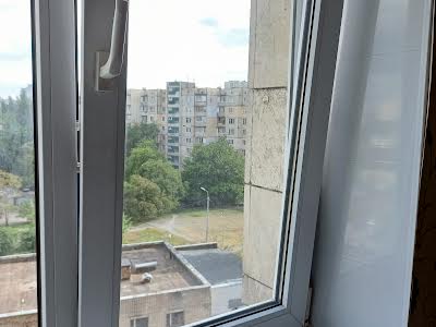 комната по адресу Азербайджанская ул. (Бакинських Комісарів), 8-Б