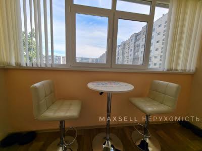 квартира за адресою Михайла Лушпи просп., 5 к30