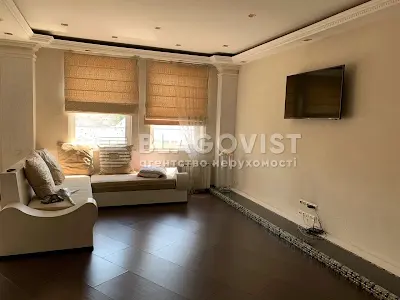 квартира за адресою Шота Руставелі вул., 44