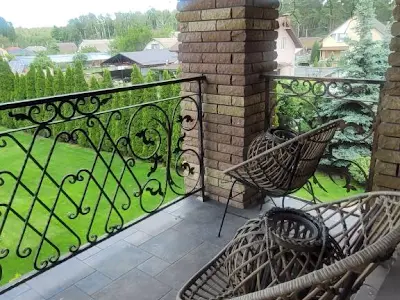 будинок за адресою Лісна