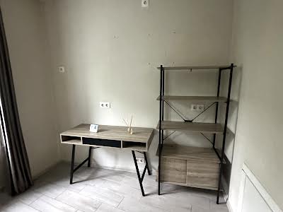 квартира за адресою Тютюнників вул. (), 10