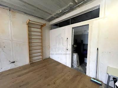 квартира за адресою Замковецька вул., 86