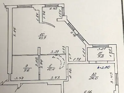 квартира за адресою Павла Скоропадського вул., 8