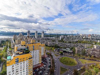 квартира по адресу Киев, Шумского Юрия ул., 1