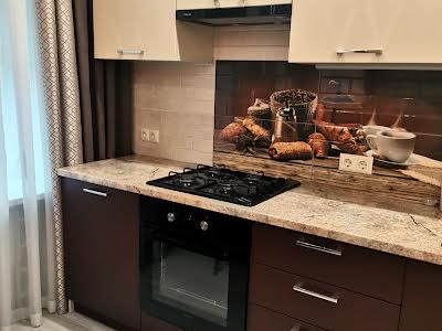 квартира за адресою Чорновола вул., 95/1